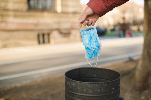 新出現(xiàn)的“日用垃圾”問(wèn)題亂扔口罩,流入大海 新出現(xiàn)的“日用垃圾”問(wèn)題亂扔口罩,流入大海